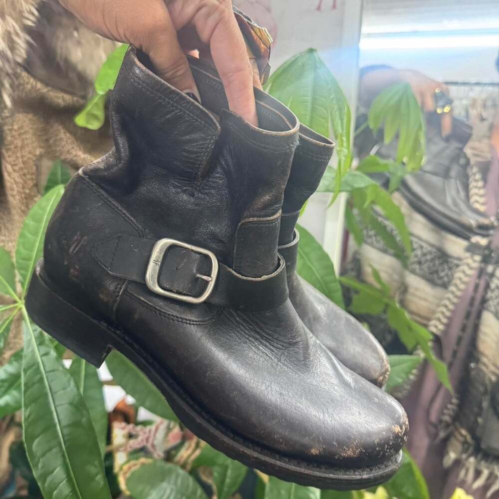 FRYE Distressed Leather Ankle Boots, Black/Brown, Size 7